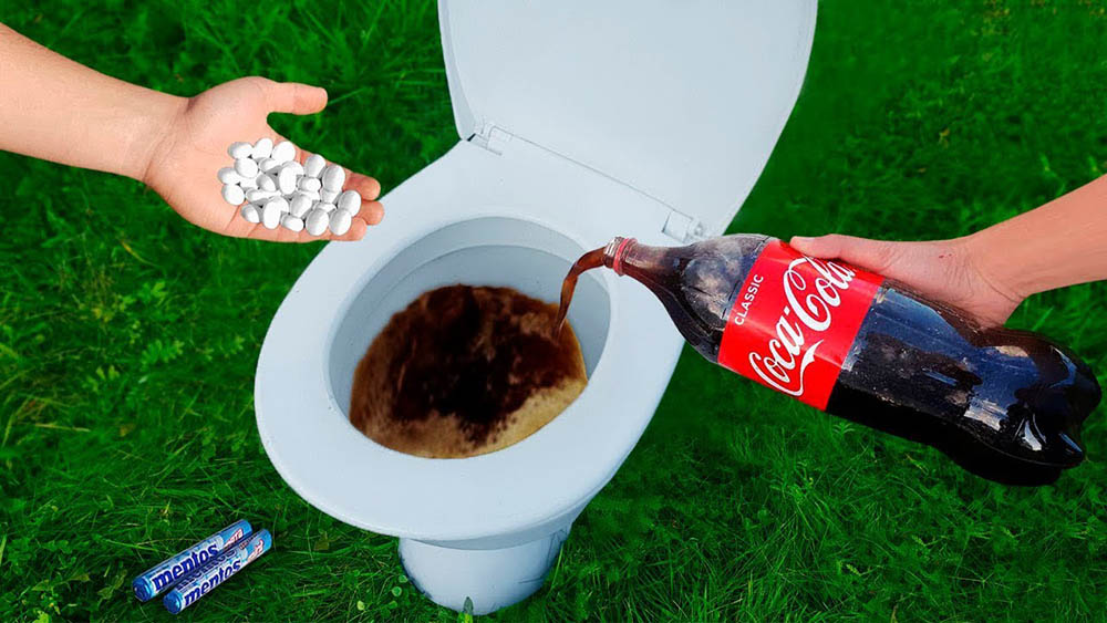 Ý tưởng thông tắc cống bằng Coca và kẹo mentos, bạn đã thử?